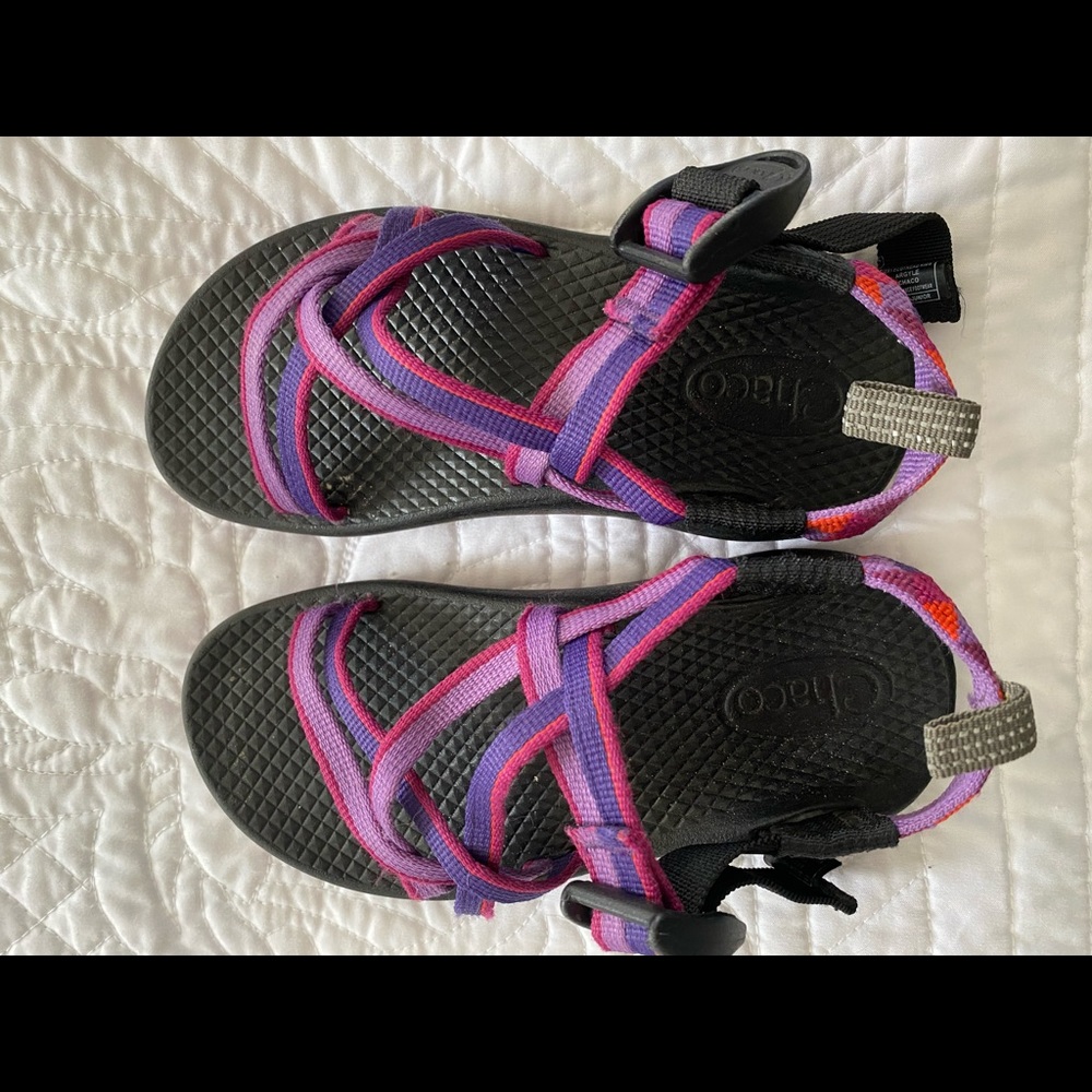 Kids Keen sandals - pink and purple